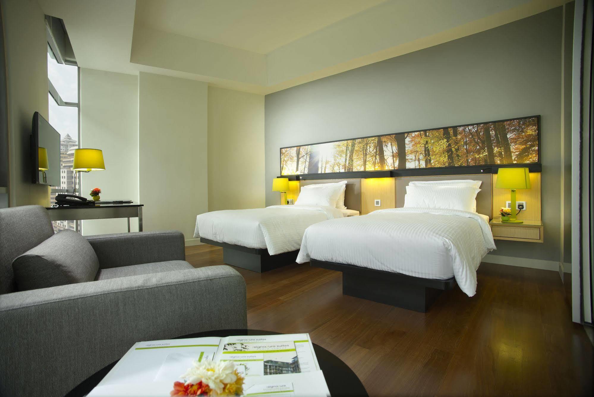 The Signature Hotel & Serviced Suites Kuala Lumpur Exterior foto
